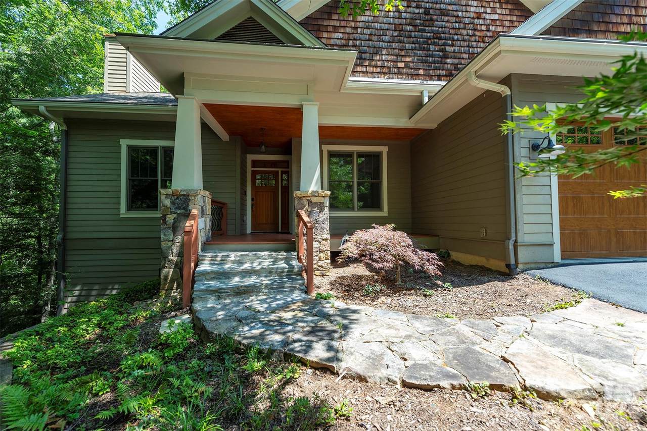 416 Ivy Road - Photo 1