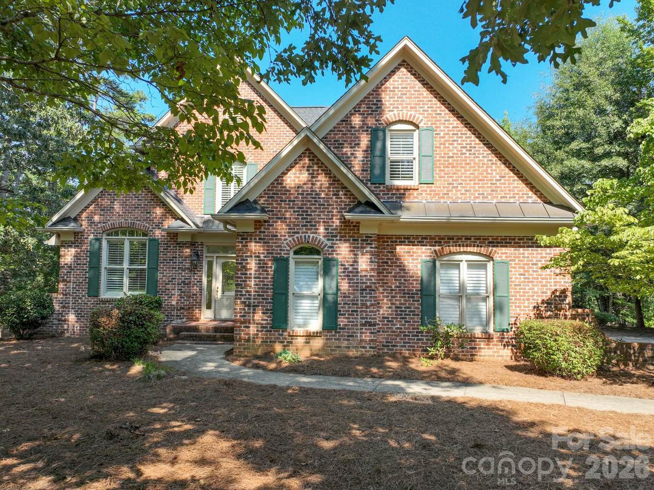 205 Piney Grove Point - Photo 1