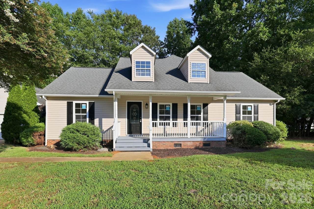 910 Little Brook Circle - Photo 1