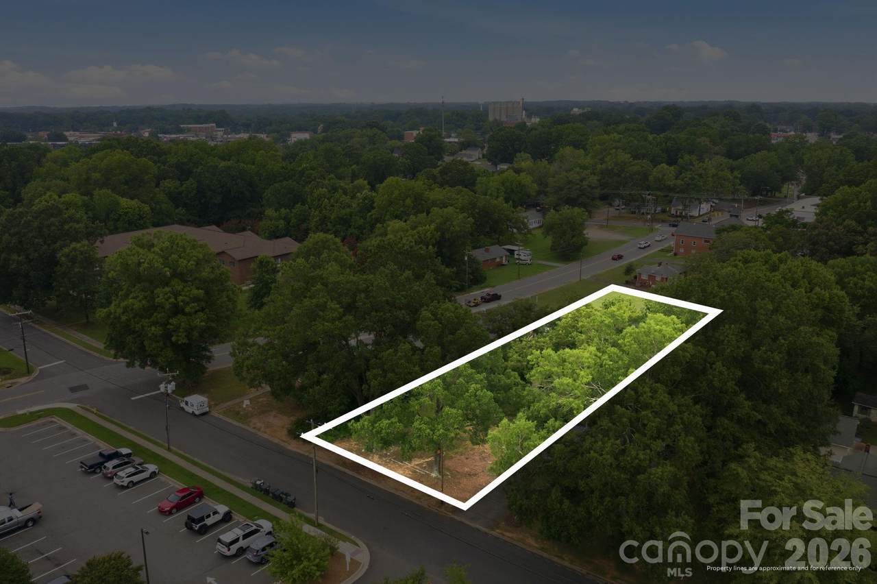 000 Carpenter Avenue - Photo 1