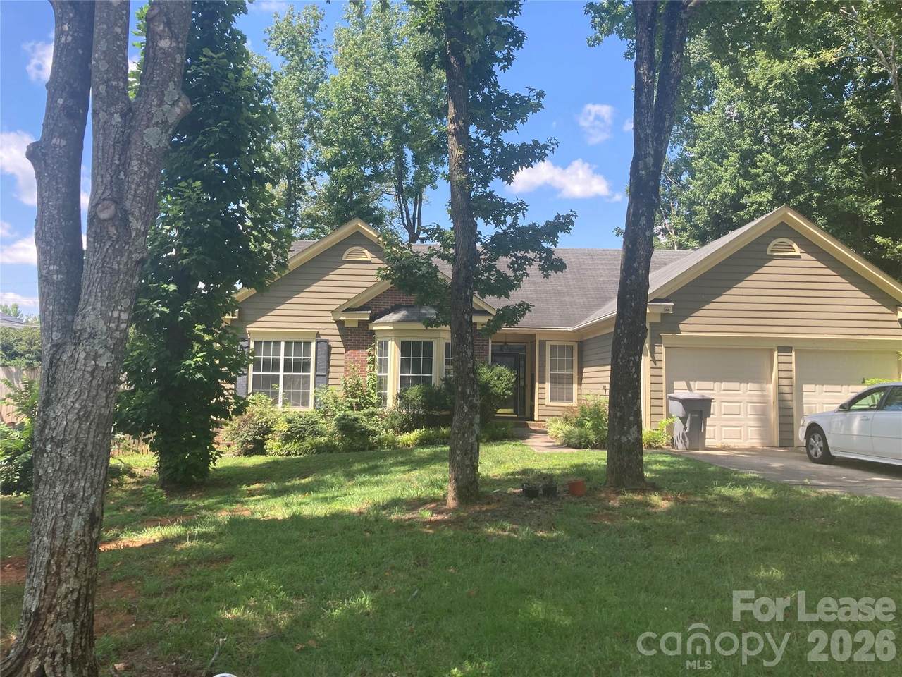 3506 Briarthorne Drive - Photo 1