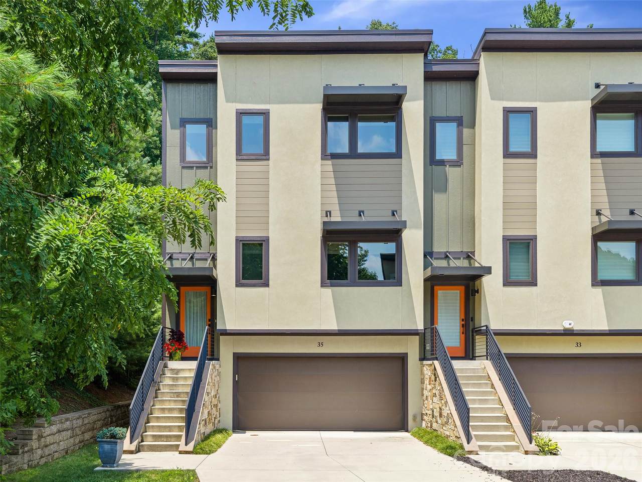 35 Macallan Lane - Photo 1