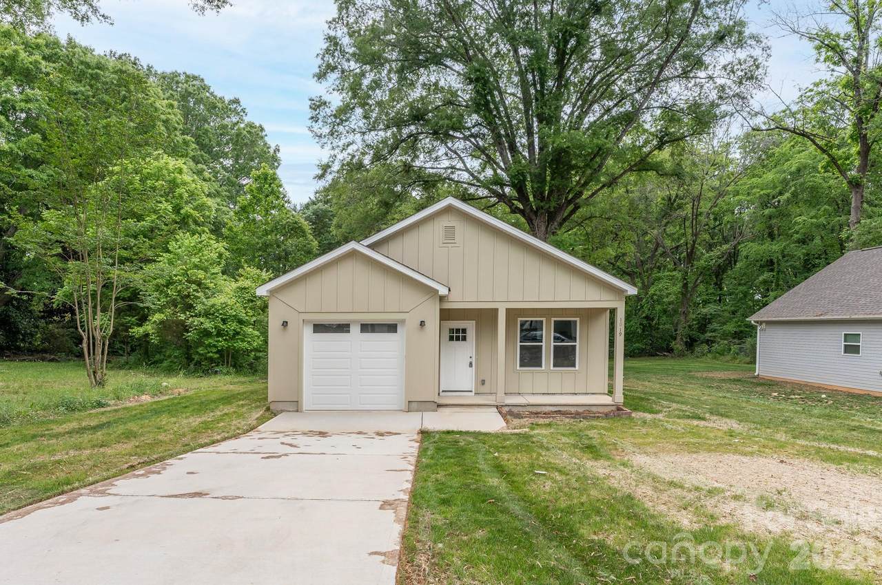 1019 Ransom Street - Photo 1