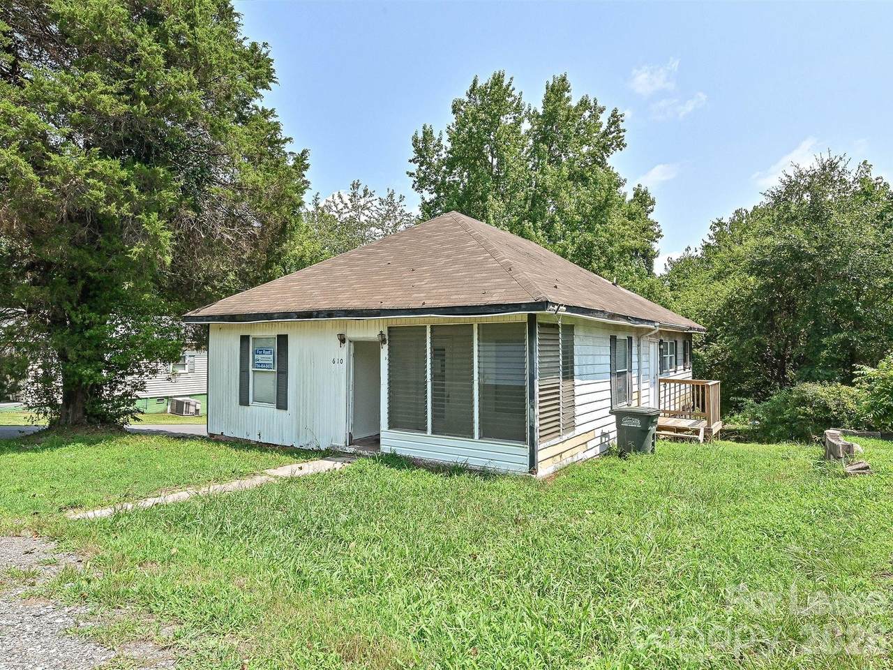 610 Pear Street - Photo 1