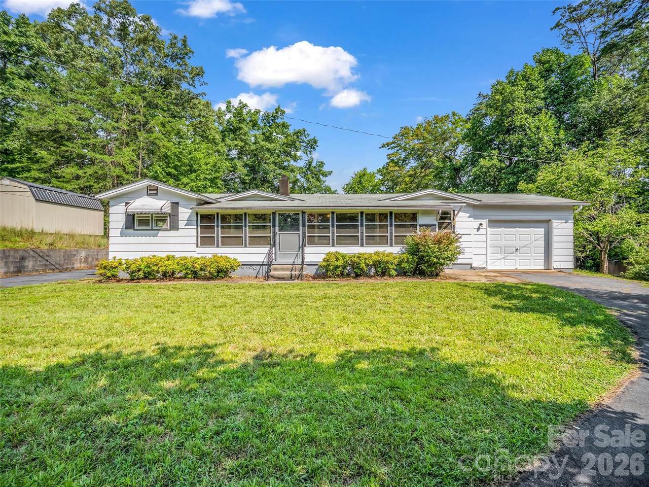 238 Howell Road - Photo 1