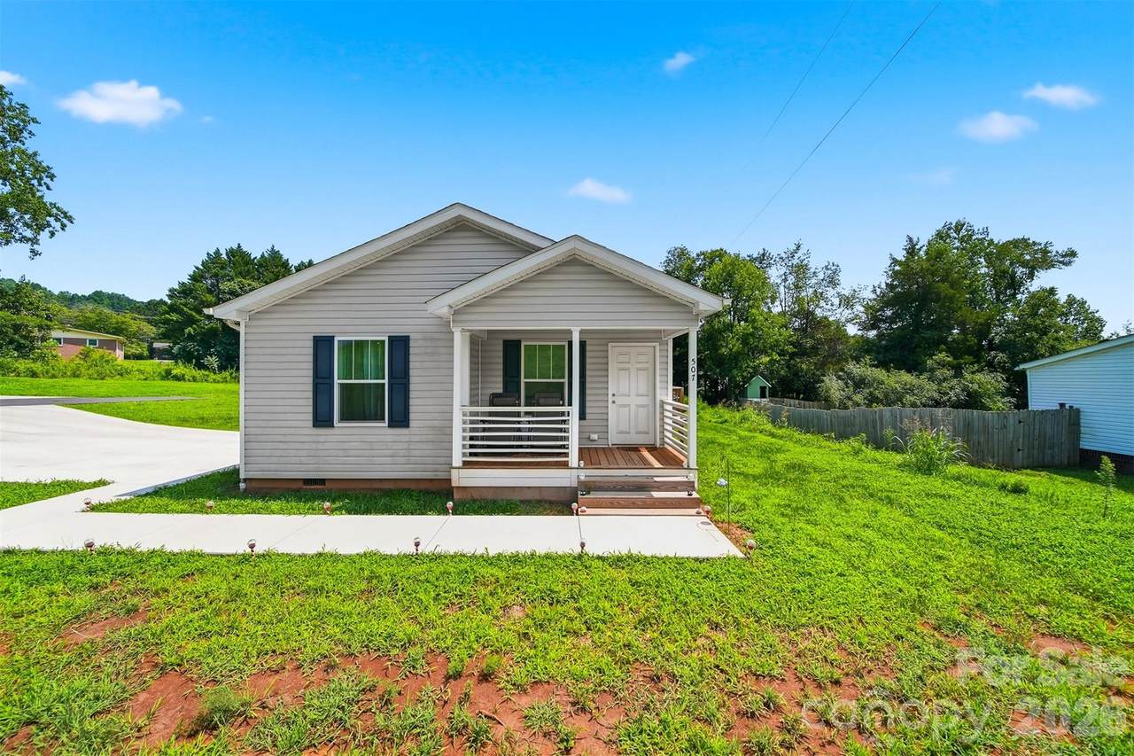 507 Hopewell Road - Photo 1