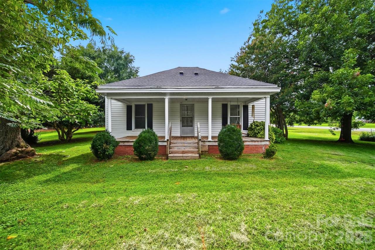1289 Davis Road - Photo 1