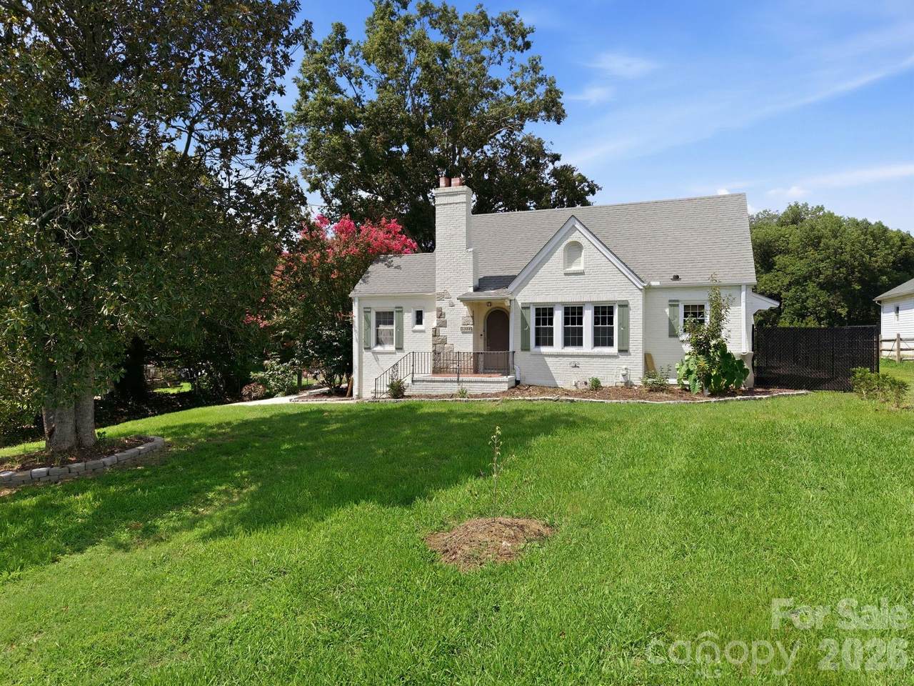 1522 Mooresville Road - Photo 1