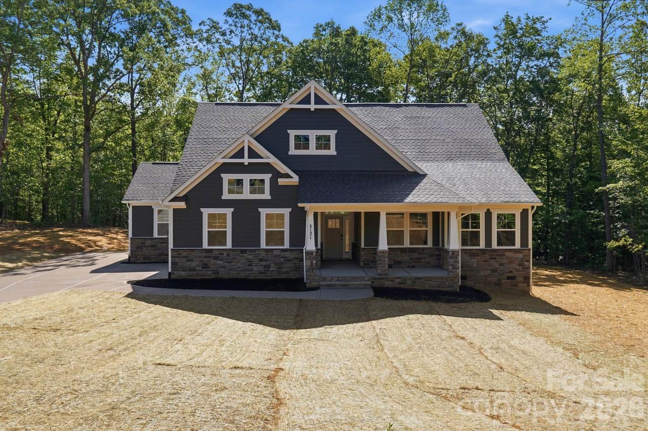 5112 Kings Pinnacle Drive - Photo 1