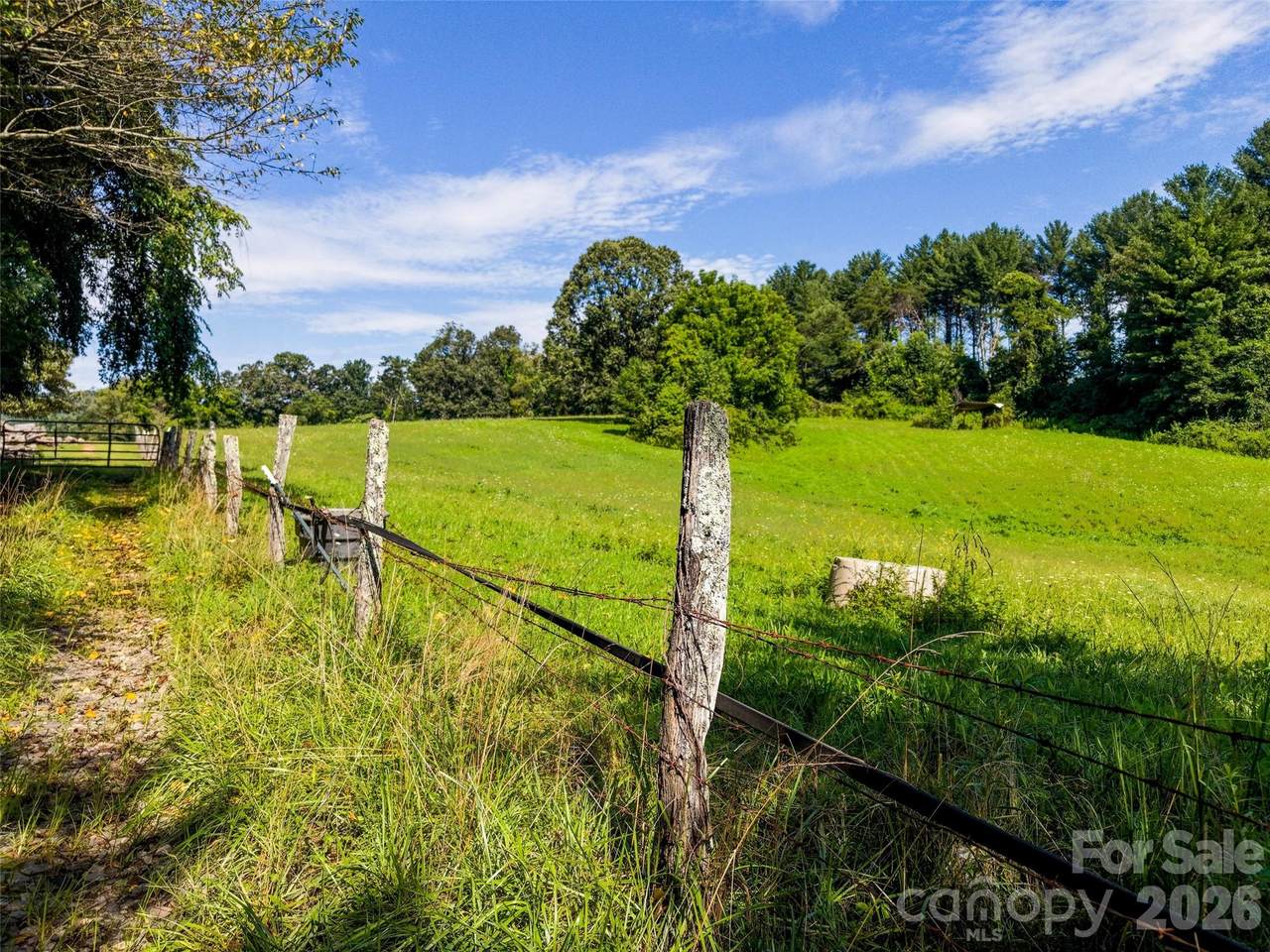 https://bt-photos.global.ssl.fastly.net/cmls/1280_boomver_1_4410473-1.jpg
