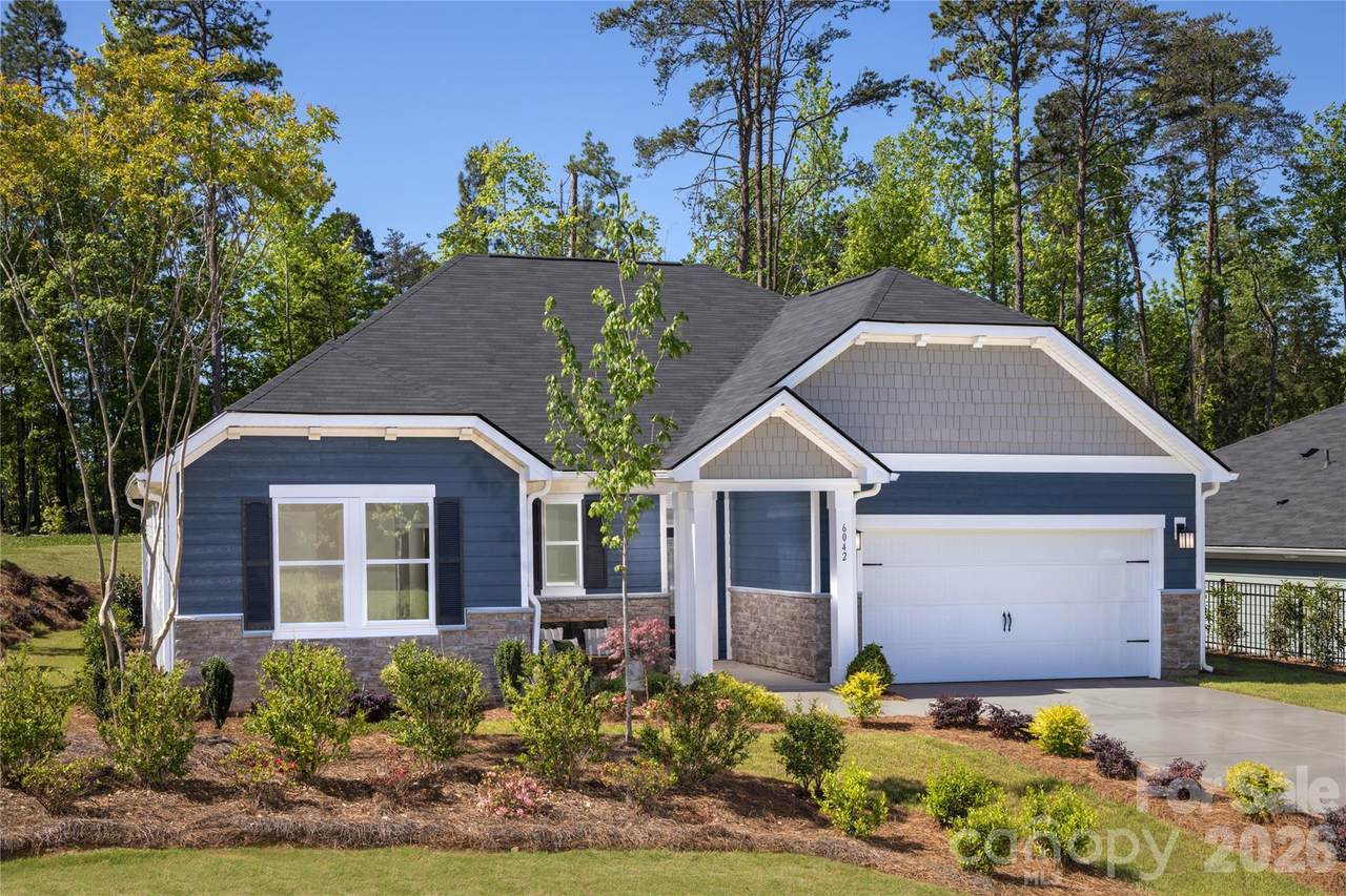 6042 Bella Vista Drive - Photo 1