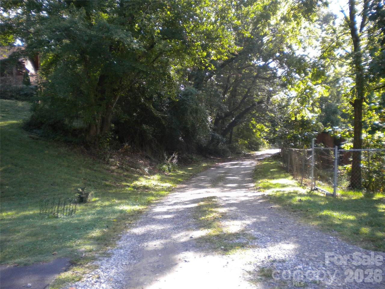 https://bt-photos.global.ssl.fastly.net/cmls/1280_boomver_1_4410771-1.jpg