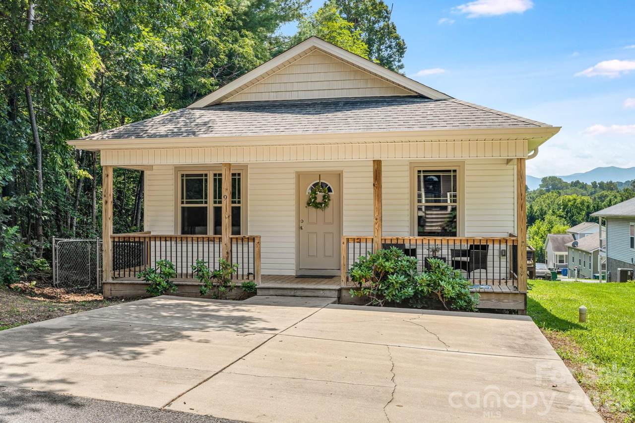 9 Coral Berry Drive - Photo 1