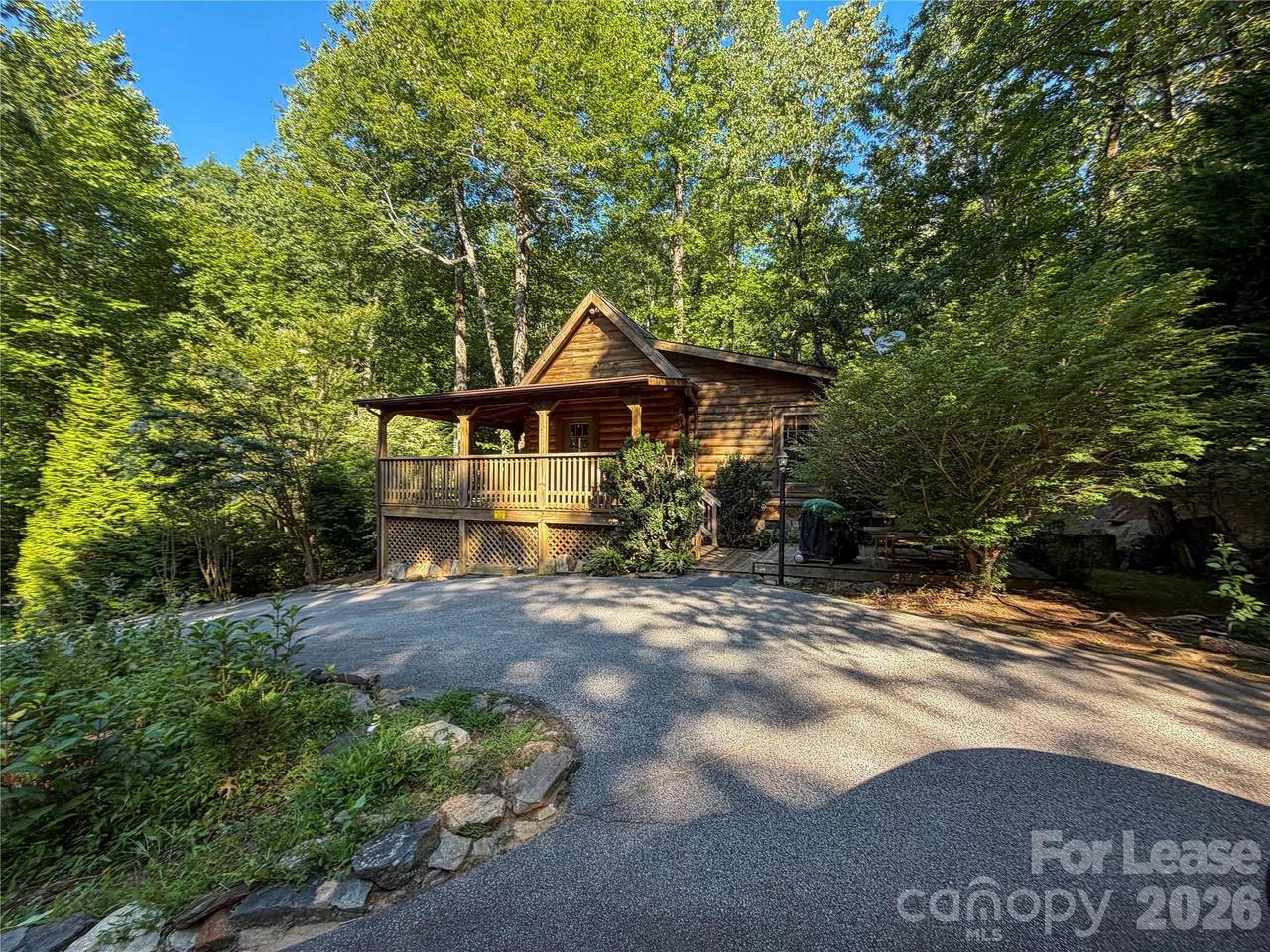474 Serpentine Drive - Photo 1