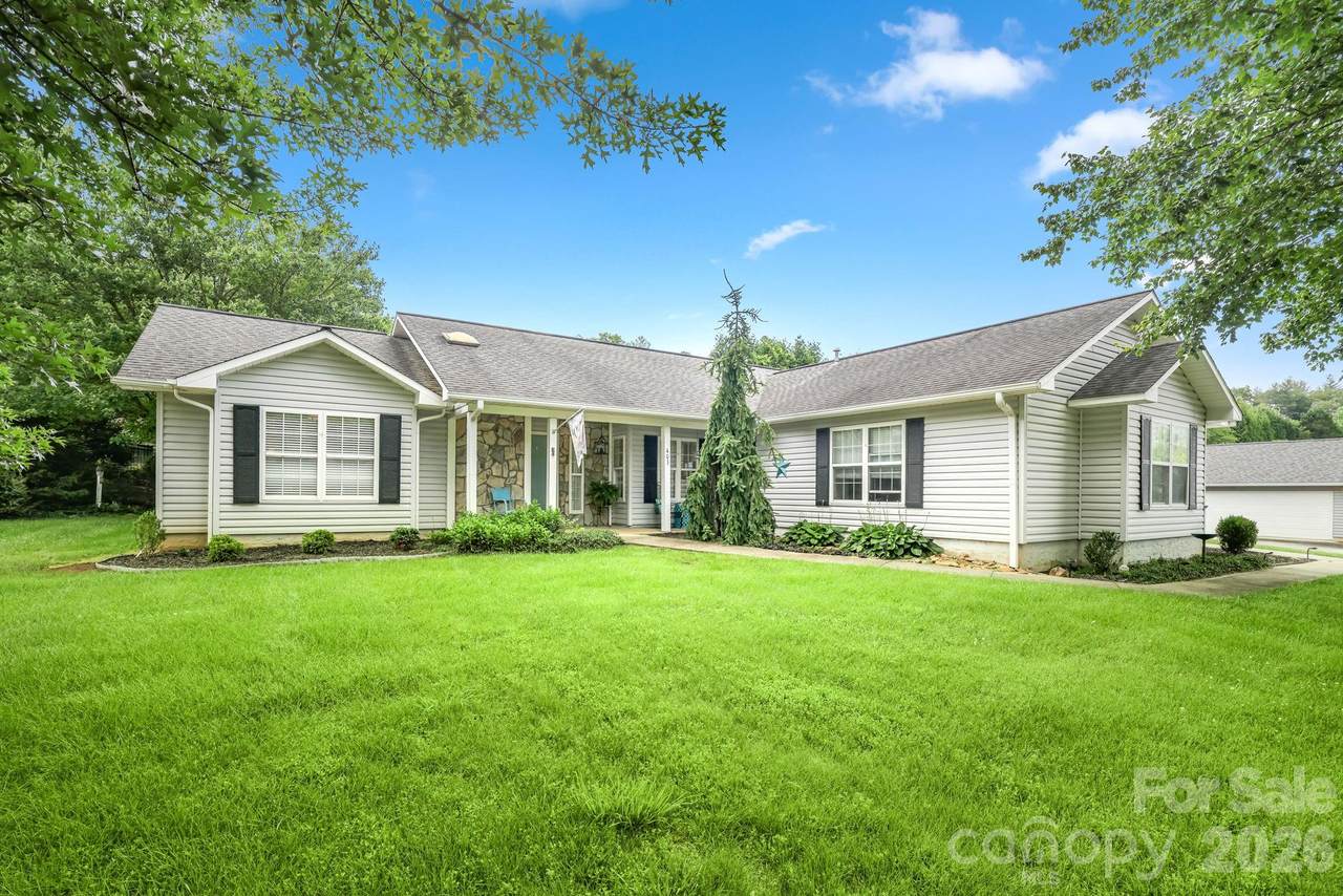 403 Coventry Drive - Photo 1