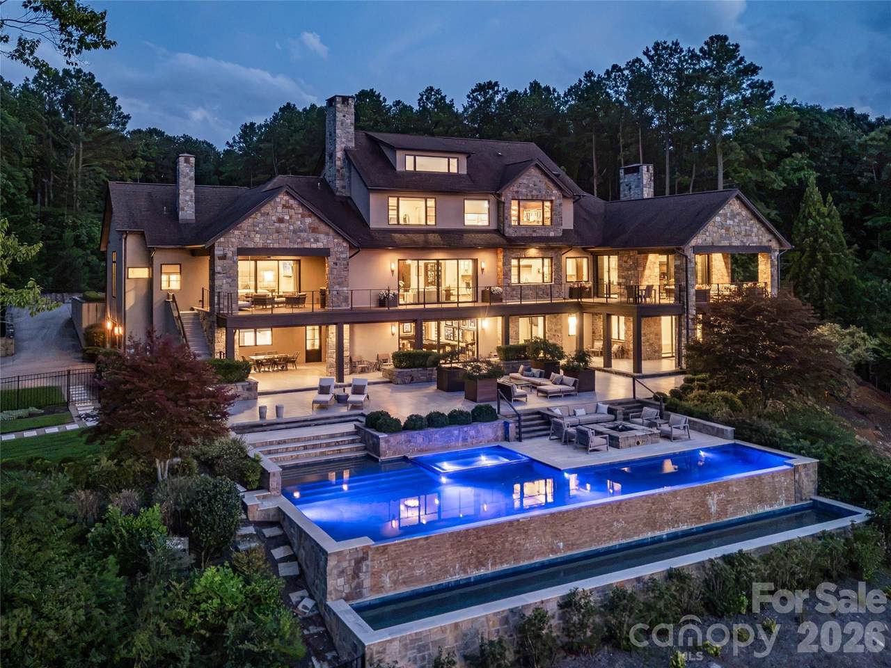 125 Quiet Waters Drive - Photo 1