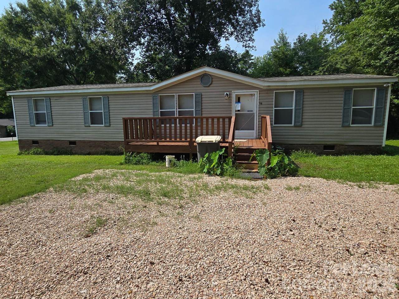 118 Kennedy Avenue - Photo 1