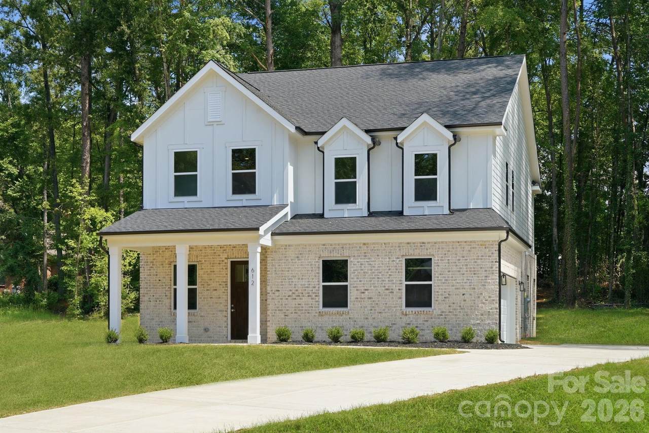 612 Camelot Drive - Photo 1
