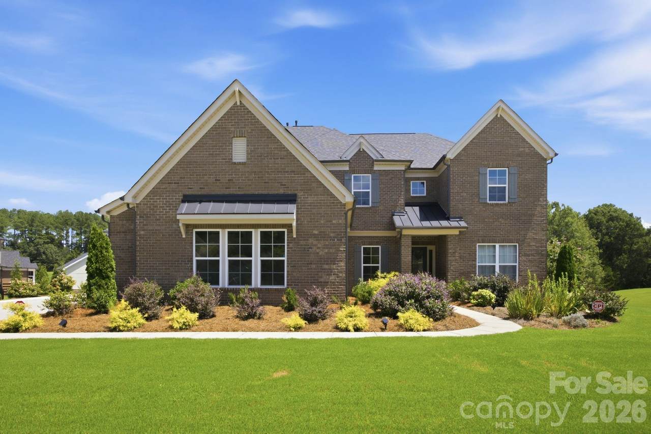 721 Cavesson Way - Photo 1