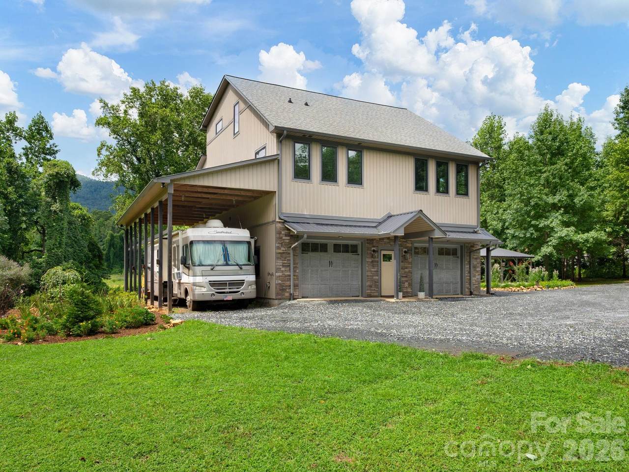 364 Hallelujah Hill Lane - Photo 1