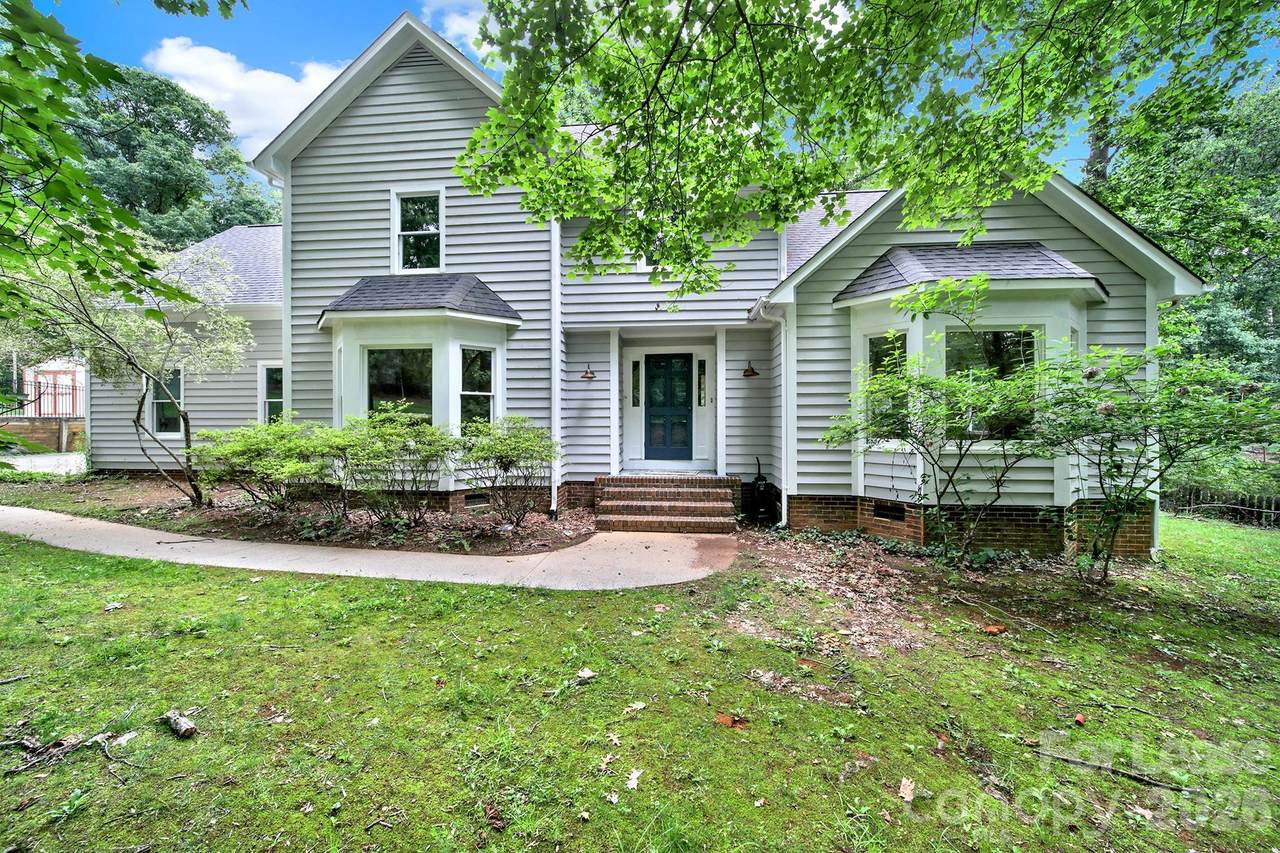 10712 Hanging Moss Trail - Photo 1
