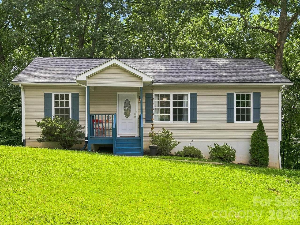 1019 Mountain Drive - Photo 1