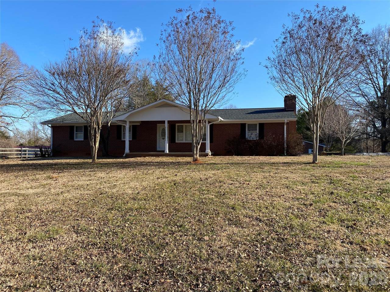 203 Ratchford Farm Road - Photo 1