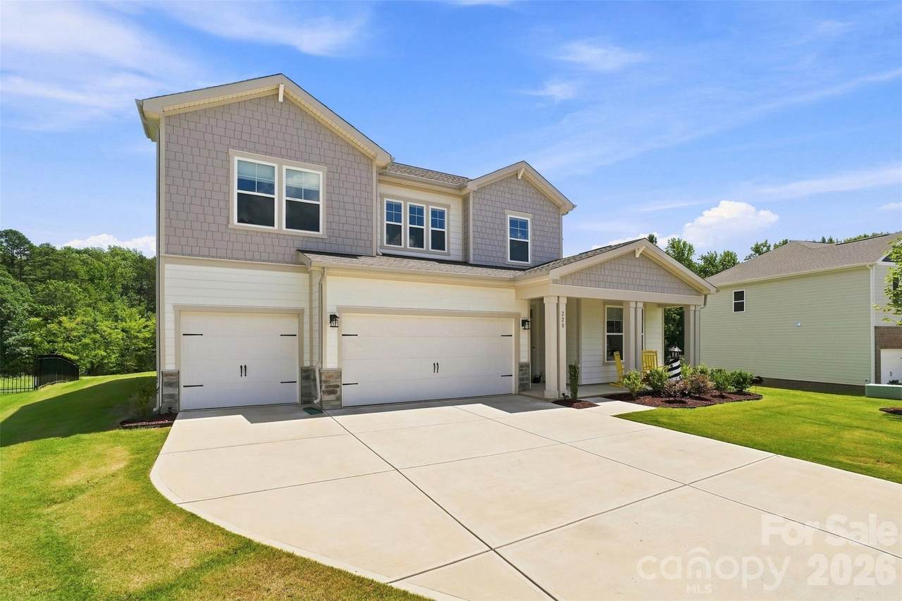 220 Warfield Drive - Photo 1
