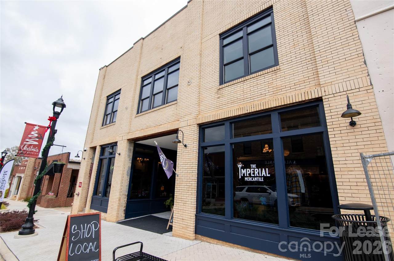 140 Mountain Street - Photo 1