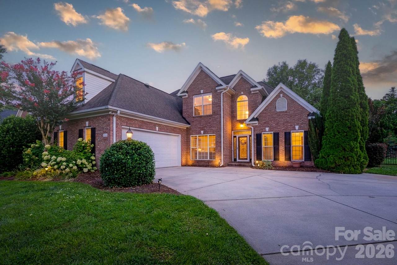 186 Lake Commons Drive - Photo 1