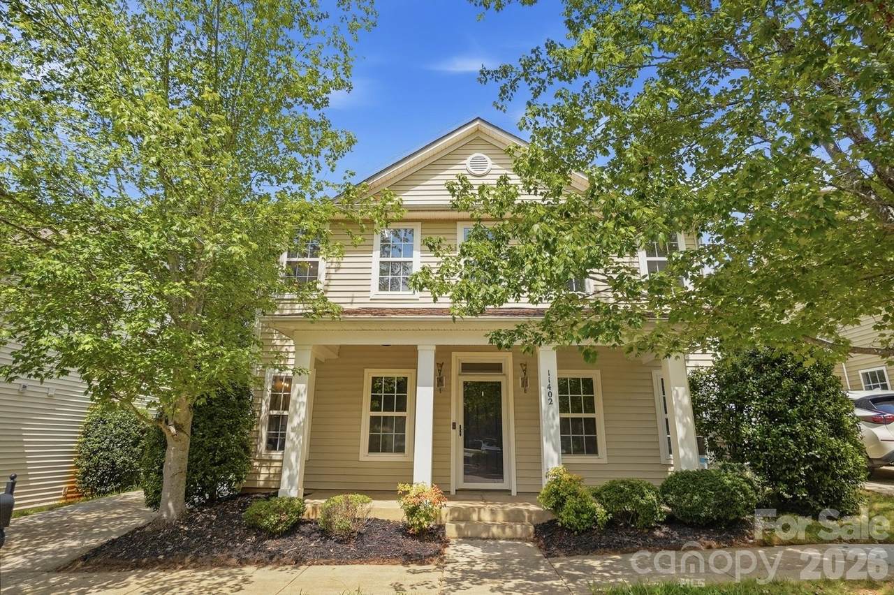 11402 Heritage Green Drive - Photo 1