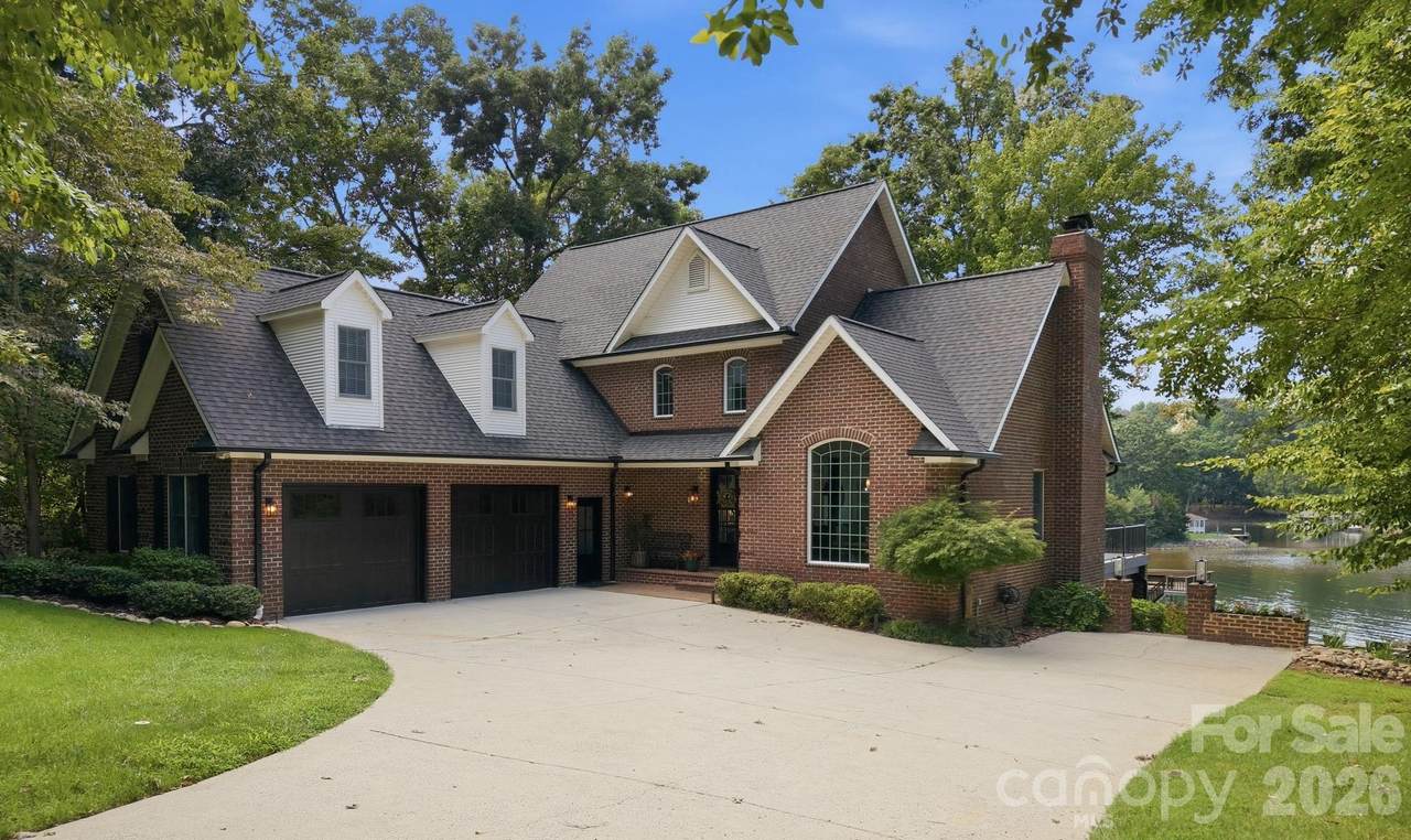 131 Long Cove Lane - Photo 1