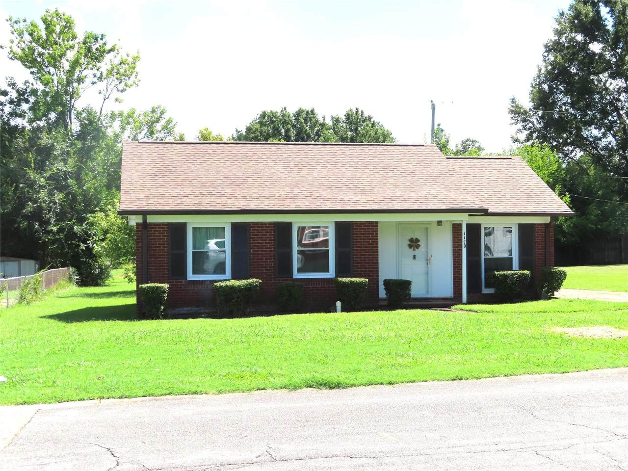 1170 Parkmont Lane - Photo 1