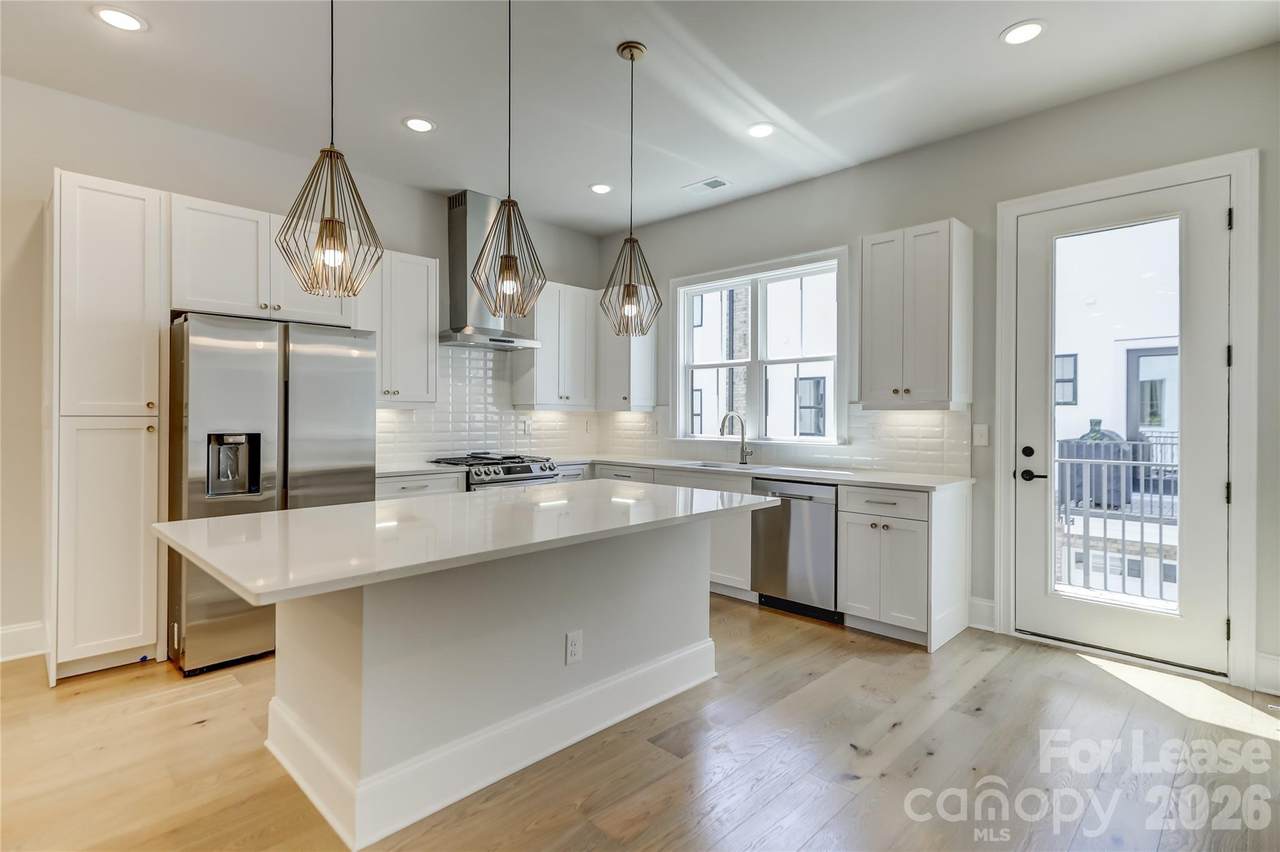 1107 Parkside Greenway Drive - Photo 1