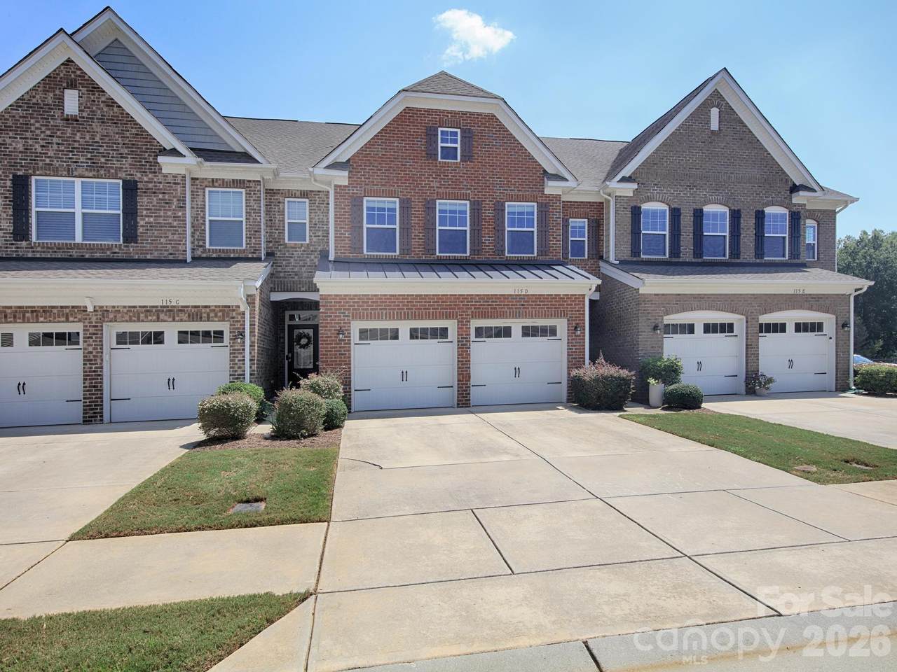 115 Dellbrook Street - Photo 1