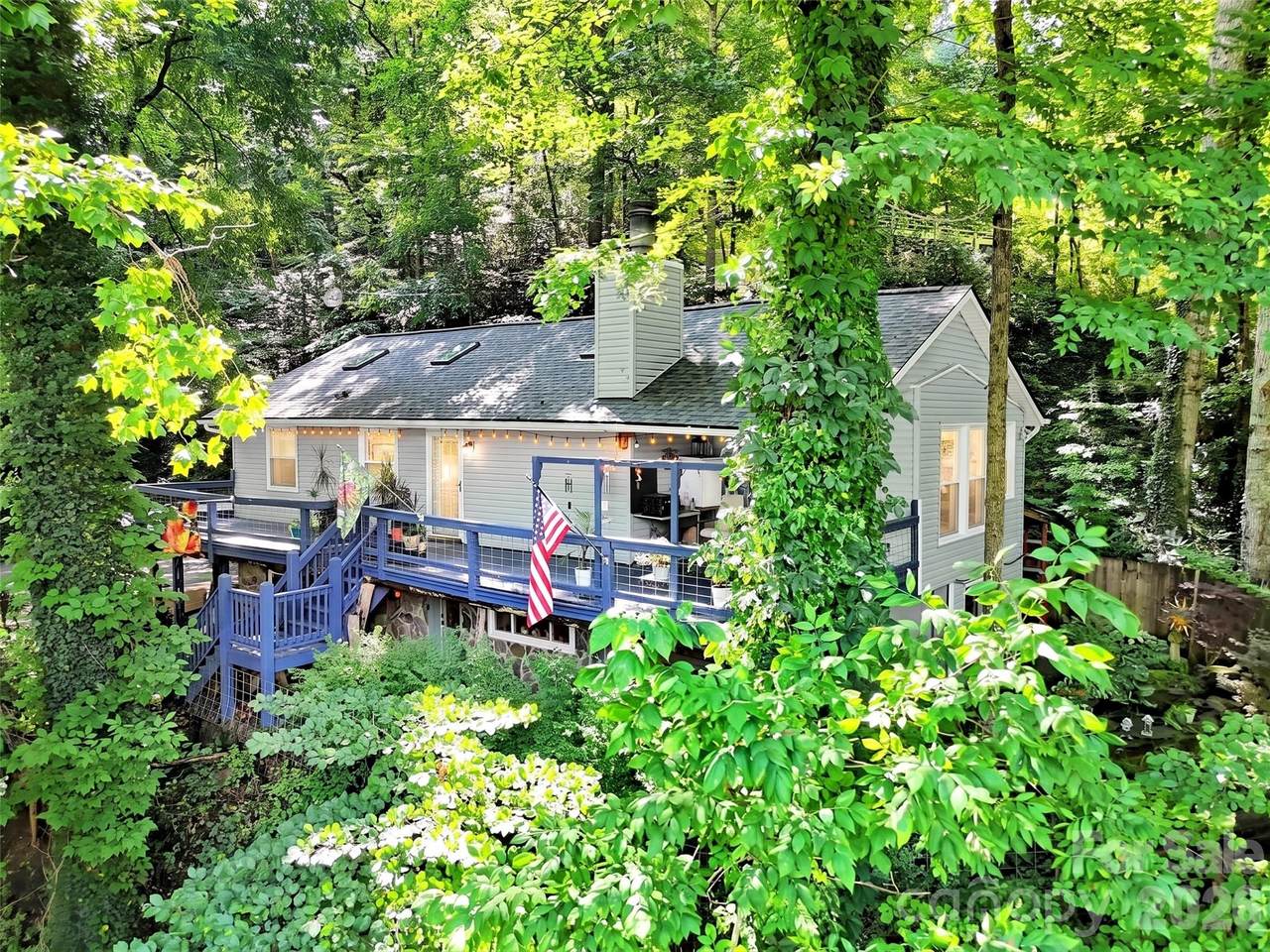 20 Seminole Drive - Photo 1