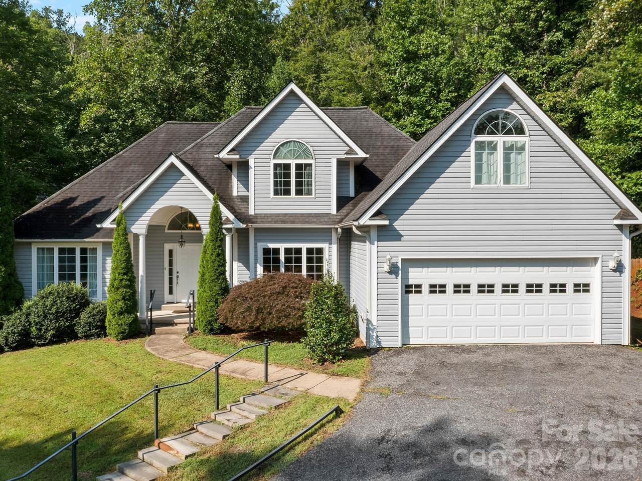 306 Golden Hawk Trail - Photo 1