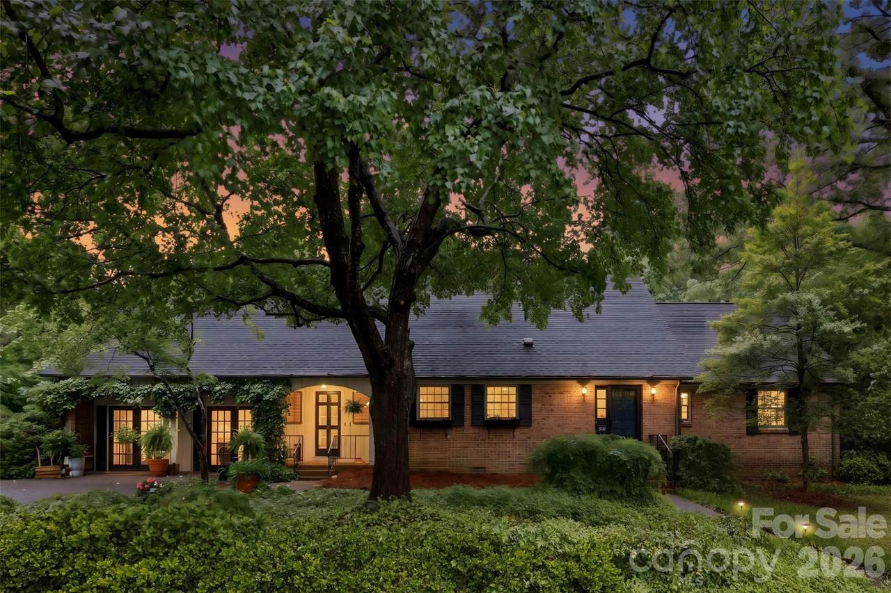 3110 Robinwood Road - Photo 1