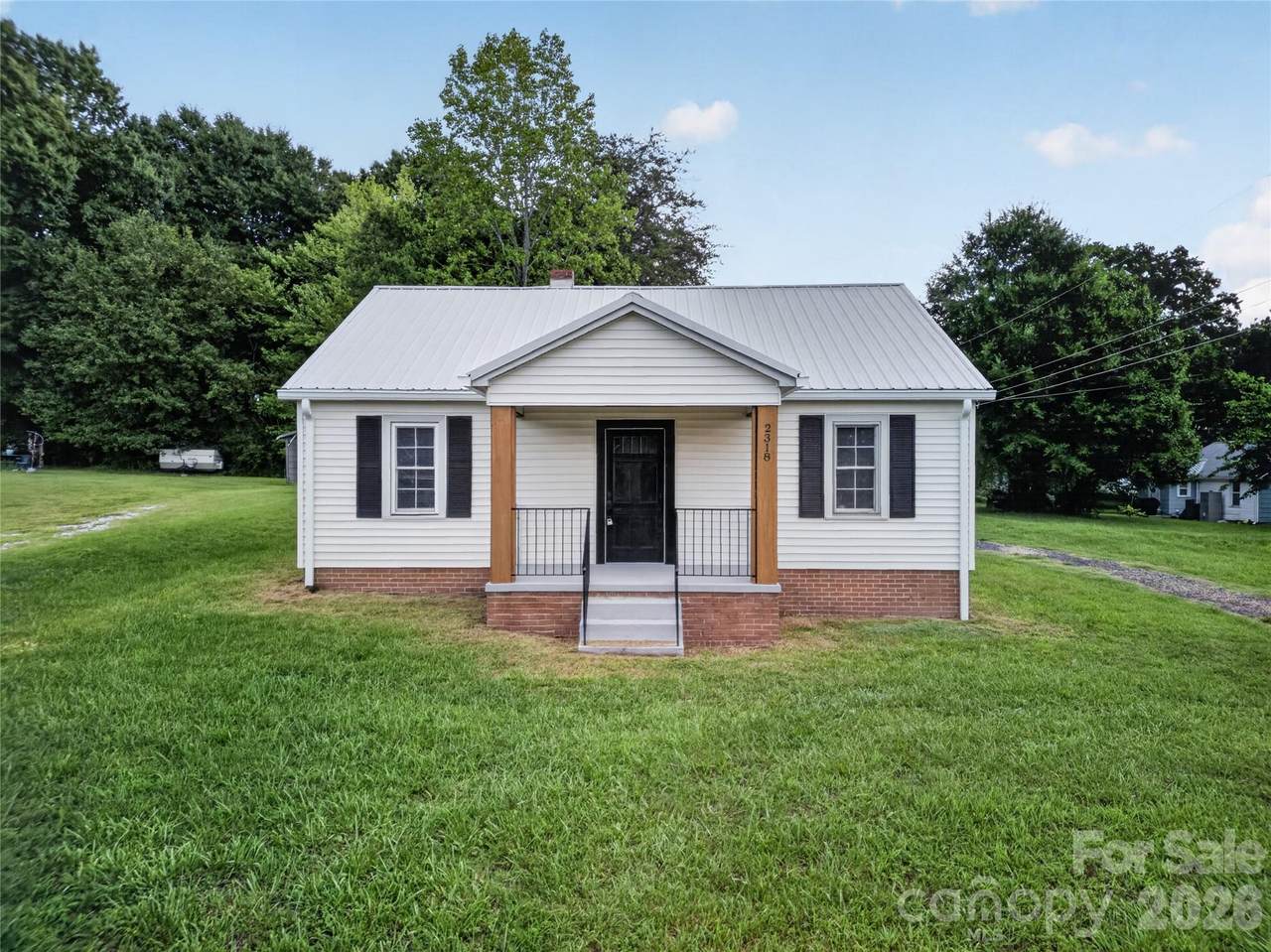 2318 32nd Street - Photo 1