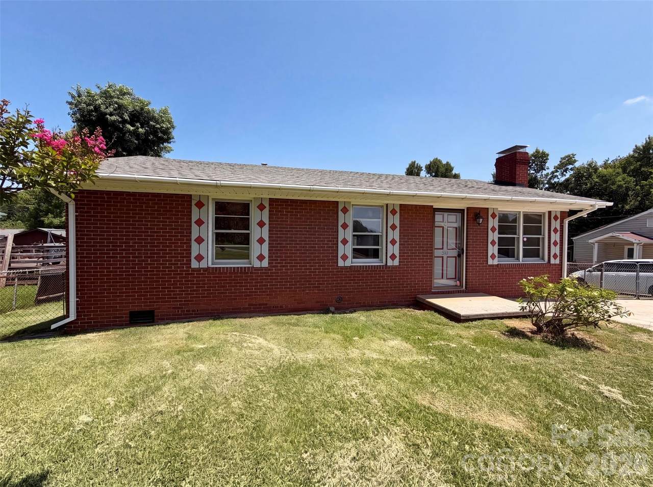 310 Indiana Avenue - Photo 1