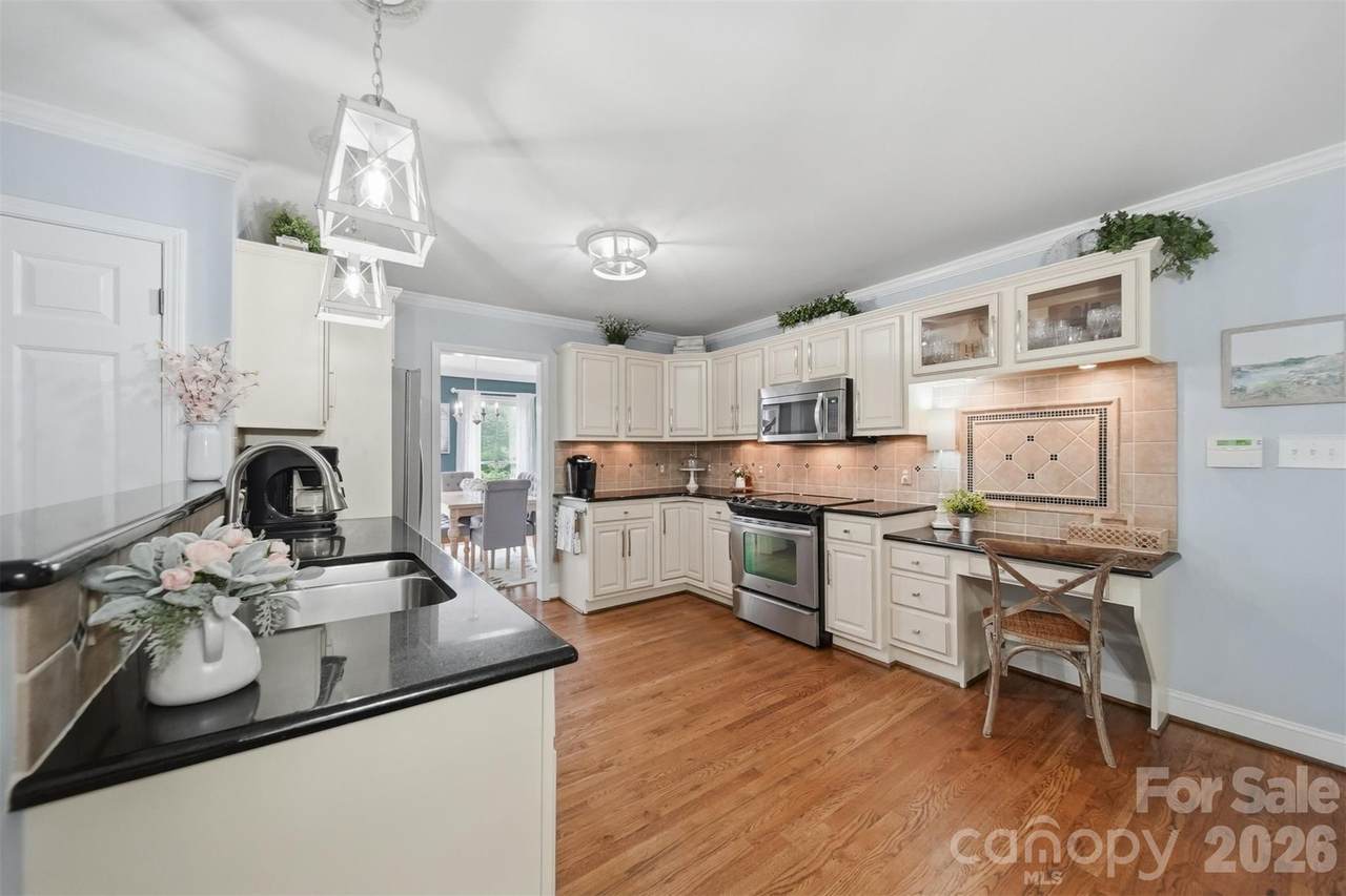 6253 Riviera Run Estates Drive - Photo 1