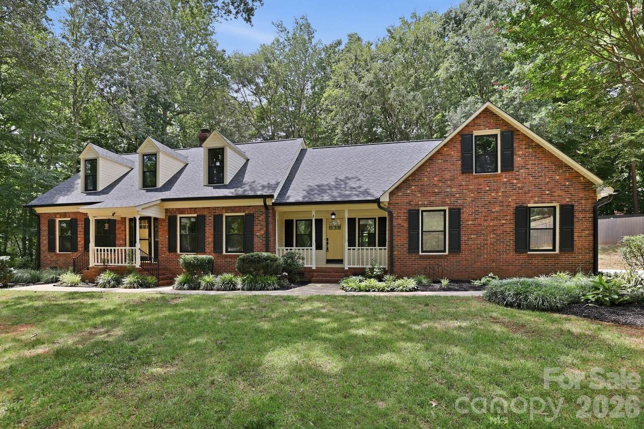 514 Belwood Drive - Photo 1