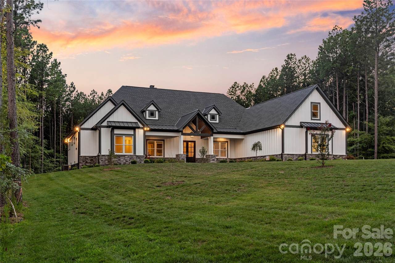 154 Emerald Creek Drive - Photo 1