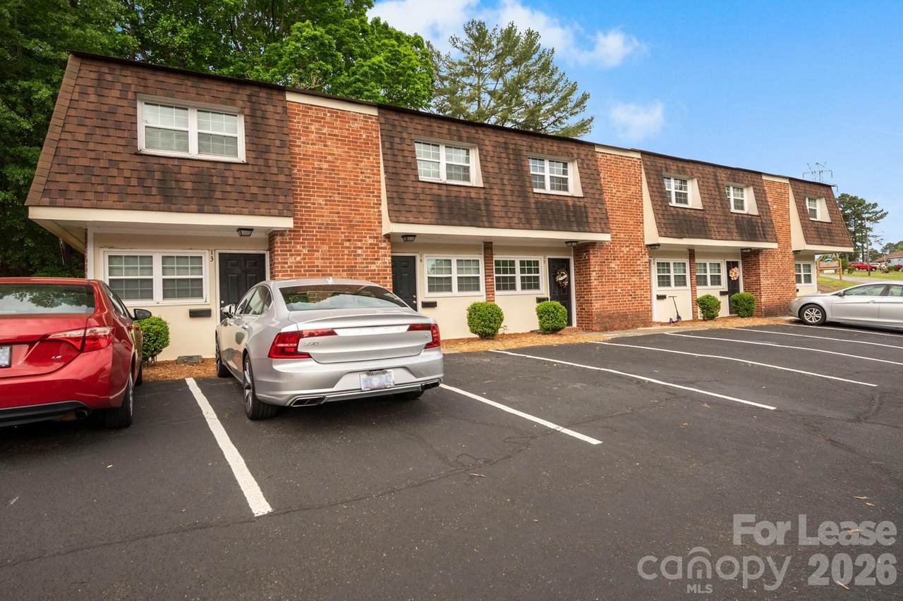 135 Ribet Avenue - Photo 1