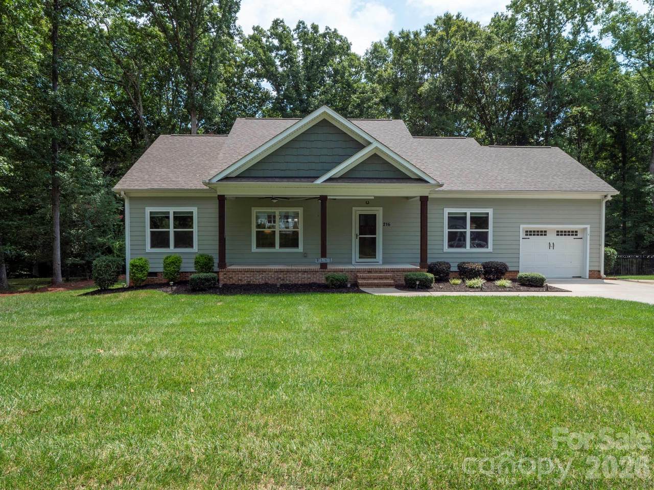 216 Paradise Drive - Photo 1