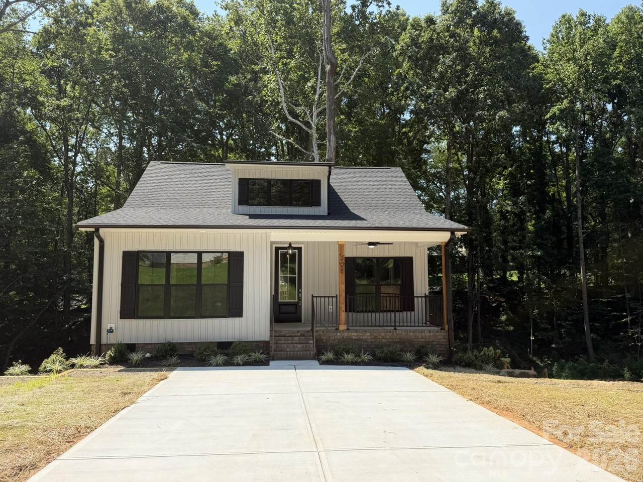 308 Willow Street - Photo 1