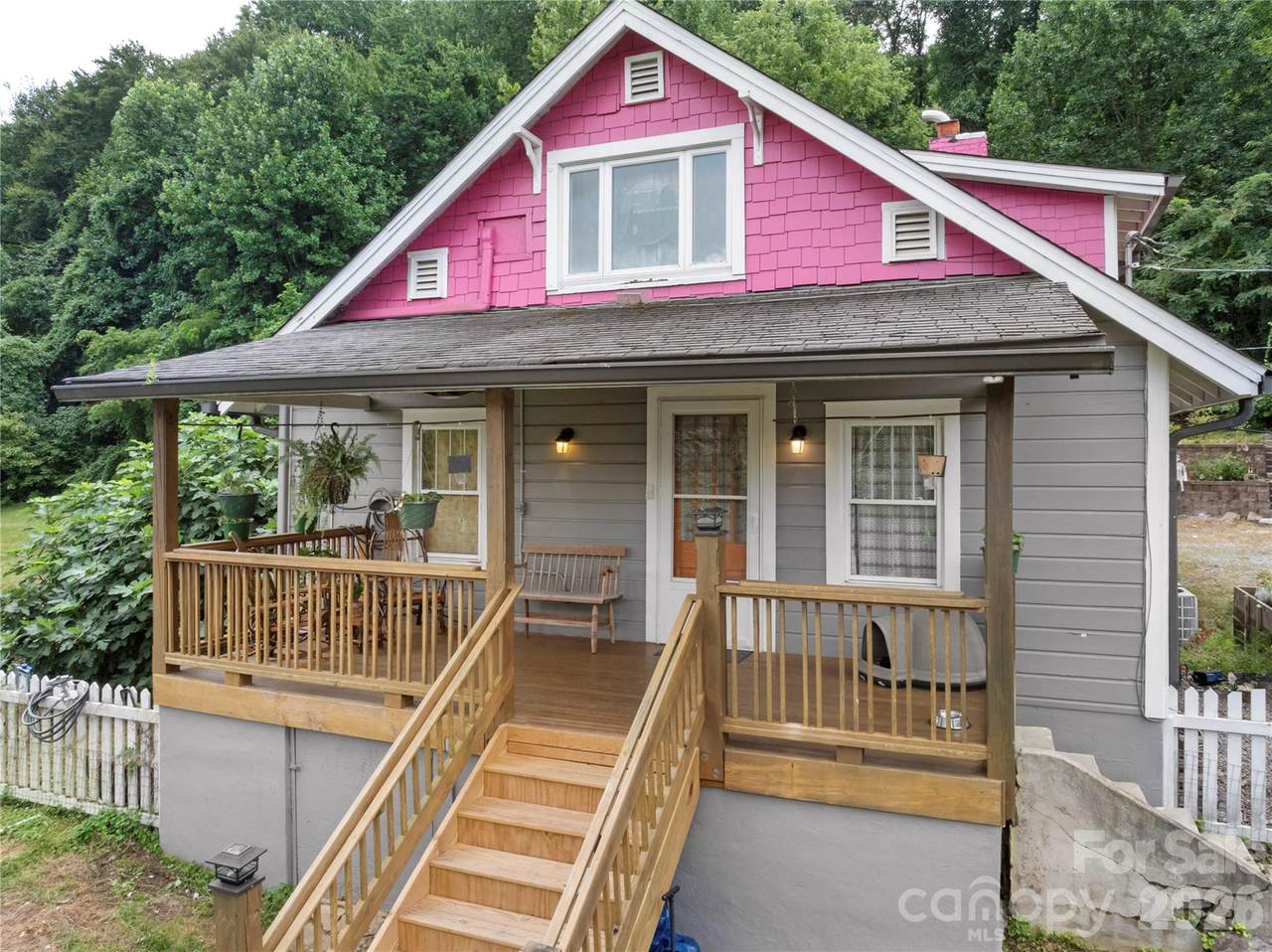 620 Old Lytle Cove Road - Photo 1