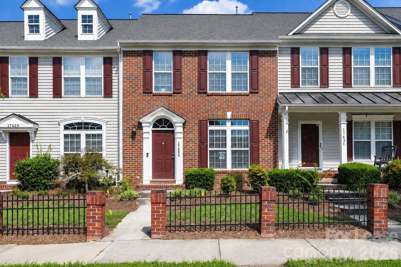 17633 Delmas Drive - Photo 1