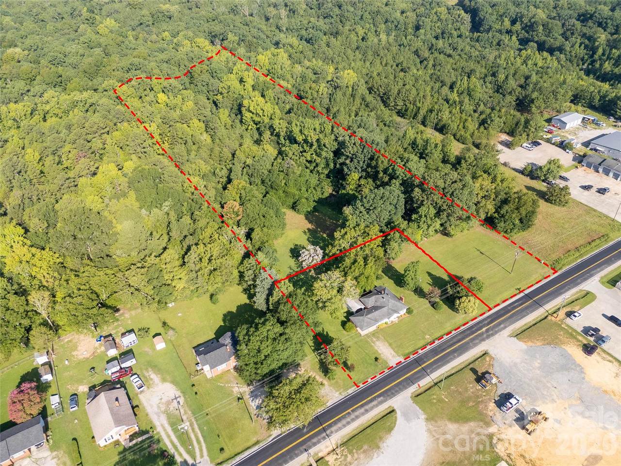 1670 Lynwood Drive - Photo 1