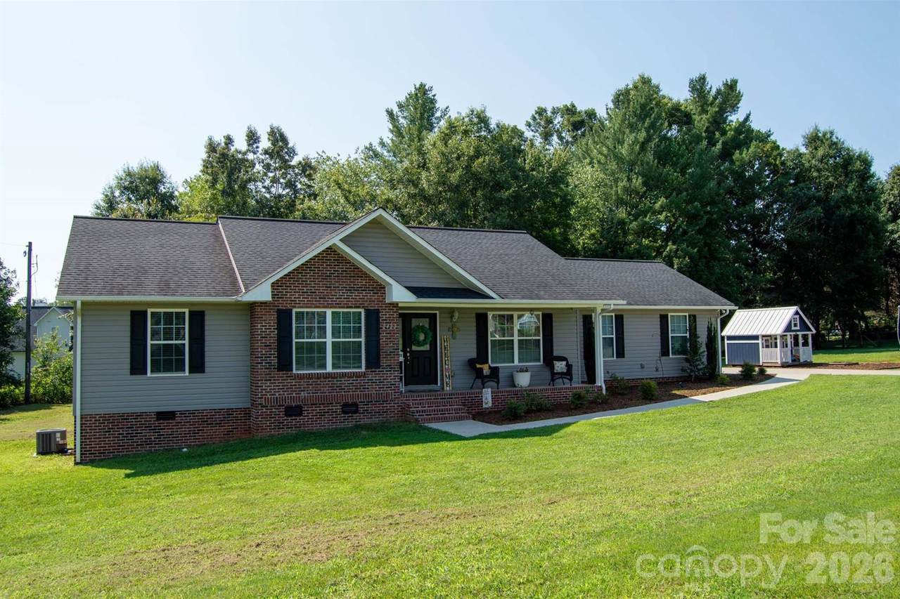 2422 23rd Street Drive - Photo 1